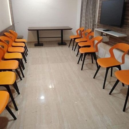 Residenza Adhikrishna Arcade Hotel Erode Exterior photo